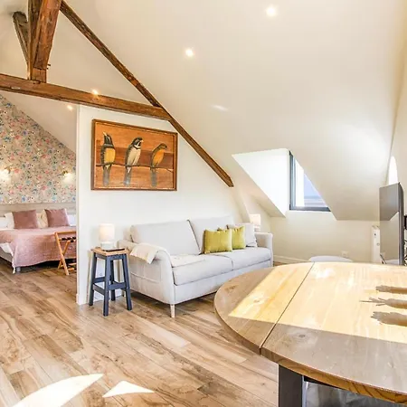 Apartman Beau L.o.f.t. Sous Les Toits - Vue Sur 2 A 4 Personnes - La Vague *